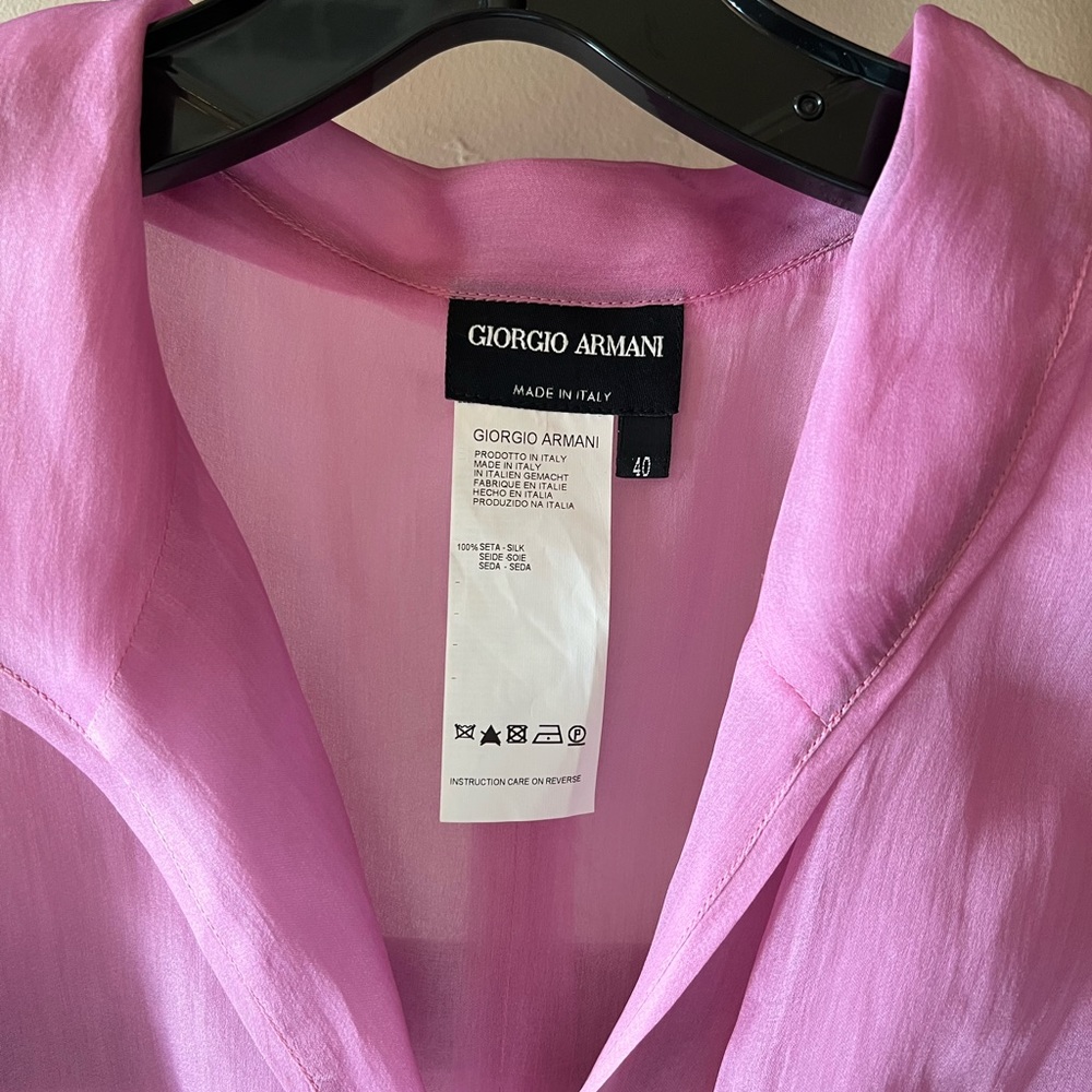 Whimsical pink 100% silk 4 botton blouse